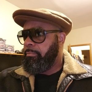 Meet your Posher, Khalif